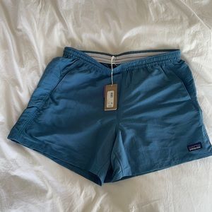 Womens Patagonia baggie shorts 5”